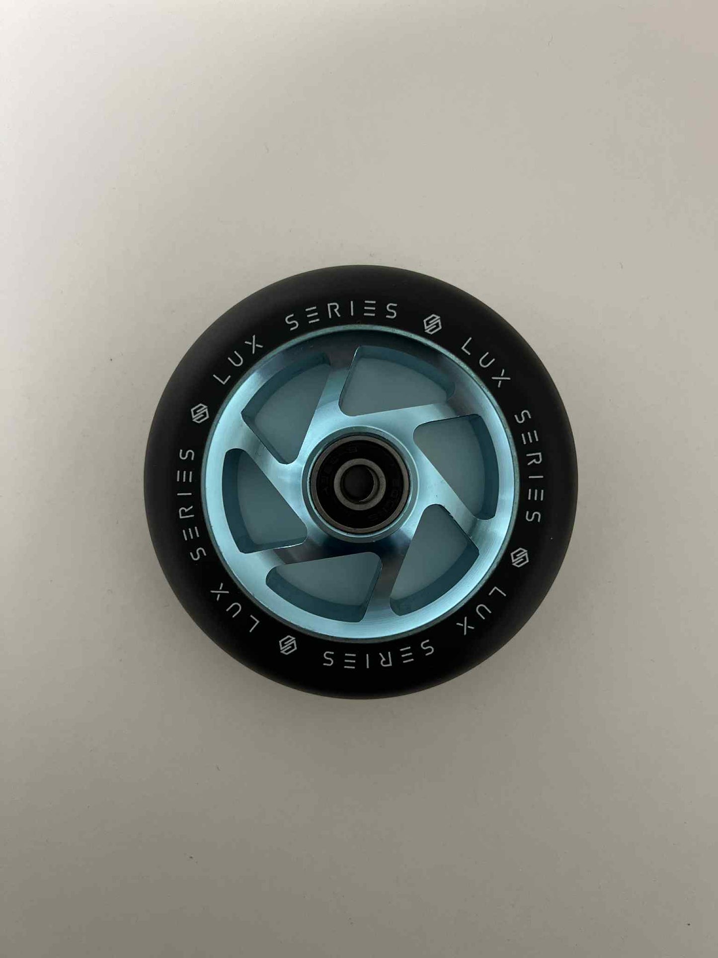 Striker Lux 100mm hjul