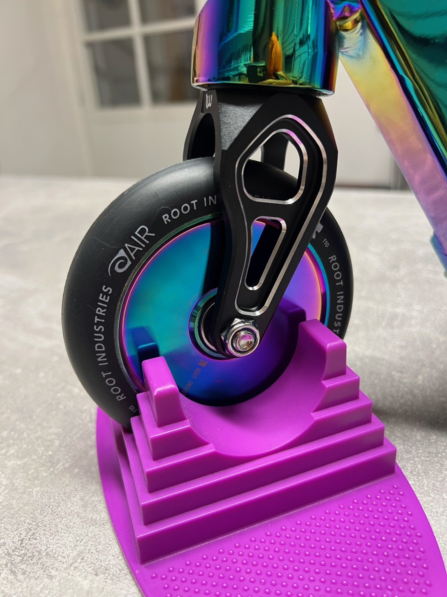 "Rainbow dream" custom kickbike by Isak Huddén