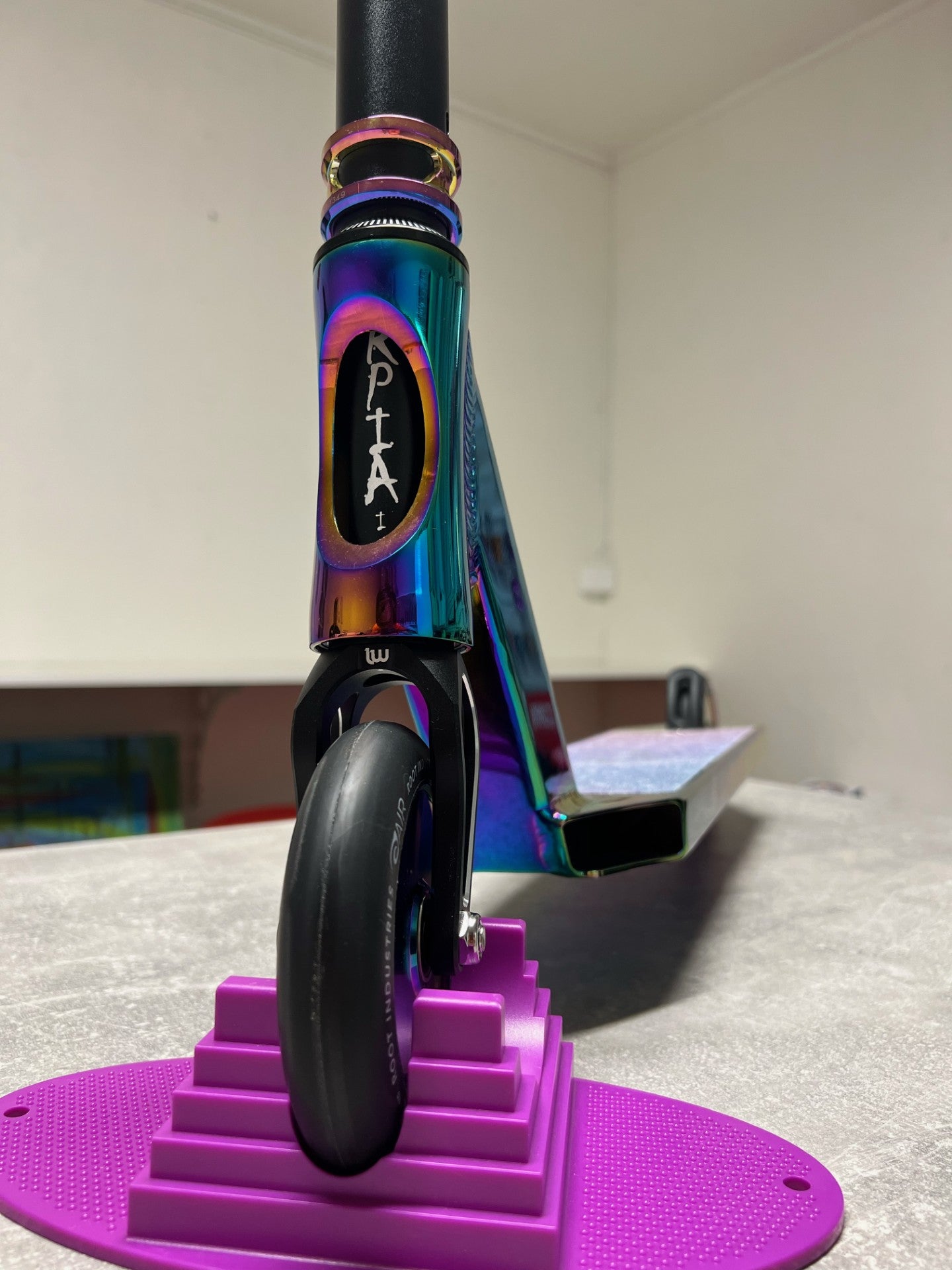 "Rainbow dream" custom kickbike by Isak Huddén